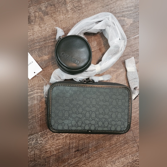 COACH Charter Slim Crossbody In Micro Signature Jacquard - Picture 8 of 12